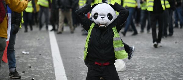 Жути прслуци - Sputnik Србија