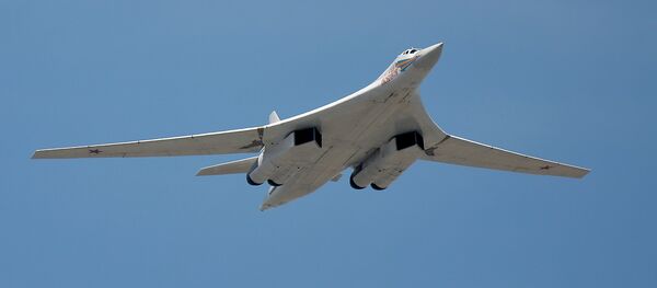 Strateški bombarder nosač raketa Tu-160 - Sputnik Srbija