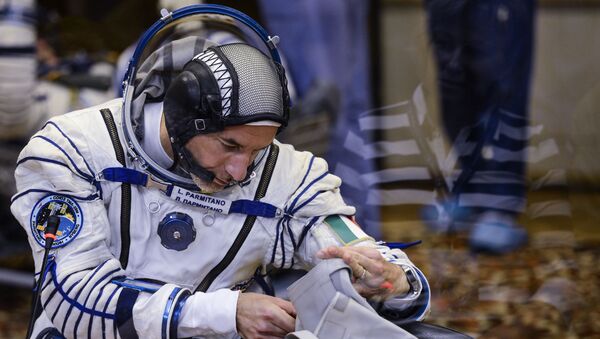 Italijanski astronaut Luka Parmitano pre lansiranja rakete Sojuz sa svemirskim brodom Sojuz TMA 09M na kosmodromu Bajkonur - Sputnik Srbija