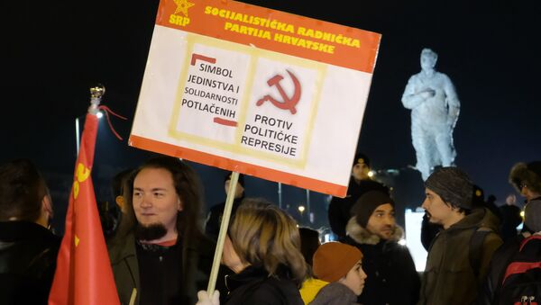 Protest u Zagrebu Protiv političke represije kod spomenika Franji Tuđmanu. - Sputnik Srbija