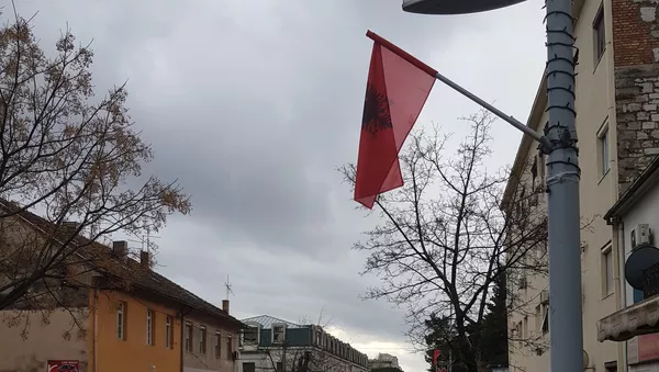 Албанске заставе у Подгорици - Sputnik Србија