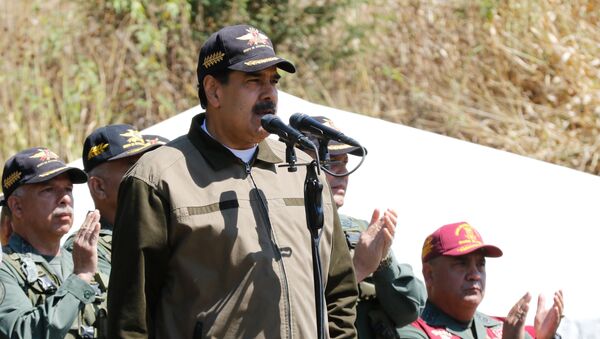 Председник Венецуеле Николас Мадуро на војној вежби у Каракасу - Sputnik Србија