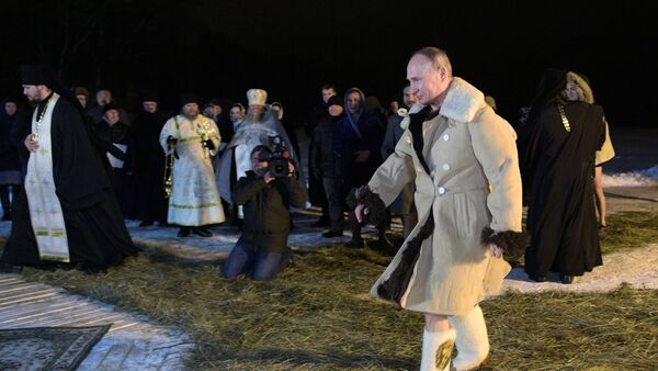 Vladimir Putin nosi valjenke - Sputnik Srbija