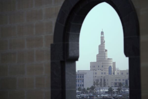 Katar: Zemlja gde se neboderi sreću s peskom… - Sputnik Srbija