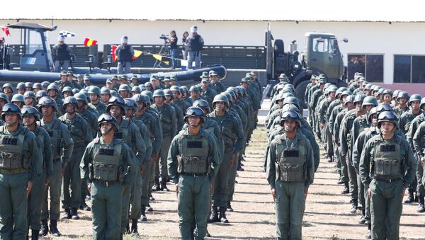 Припадници војске Венецуеле на војној вежби у Пуерто Кабељу - Sputnik Србија