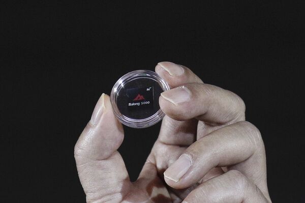 5Г модем компаније Хуавеј 5Г модем компаније Хуавеј - Sputnik Србија