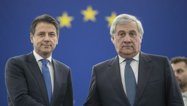 Italijanski premjer Đuzepe Konte i Antonio Tajani - Sputnik Srbija
