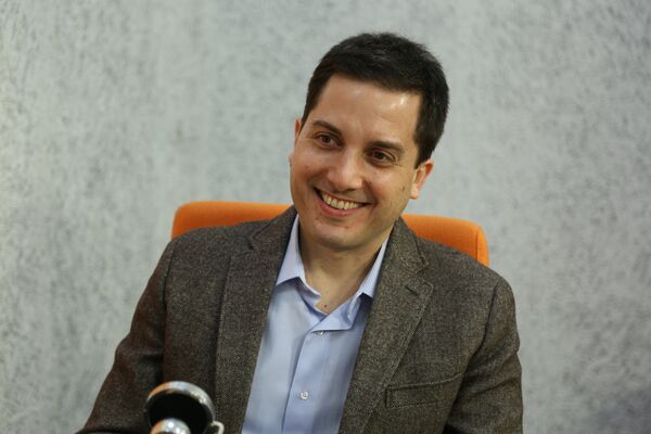 Dr Marko Banović radi na odeljenju kardiologije Kliničkog Centra Srbije i kao asistent na Medicinskom fakultetu Univerziteta u Beogradu. Dr Marko Banović radi na odeljenju kardiologije Kliničkog Centra Srbije i kao asistent na Medicinskom fakultetu Univerziteta u Beogradu. - Sputnik Srbija