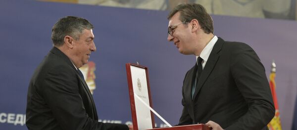 Aleksandar Vučić i Ljubiša Diković Aleksandar Vučić i Ljubiša Diković - Sputnik Srbija