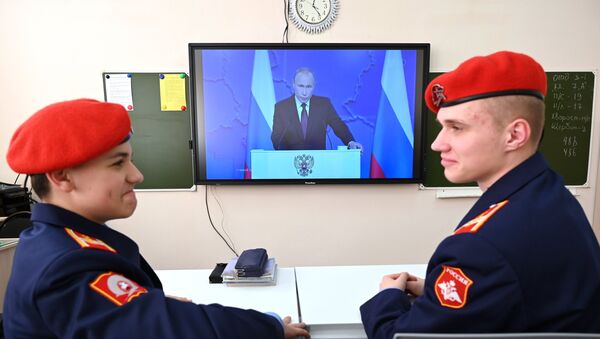 Praćenje obraćanja Vladimira Putina - Sputnik Srbija