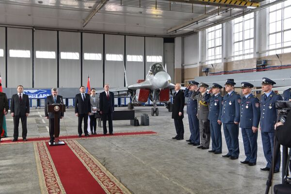 Србија је од данас власник још четири авиона МиГ-29 Србија је од данас власник још четири авиона МиГ-29 - Sputnik Србија