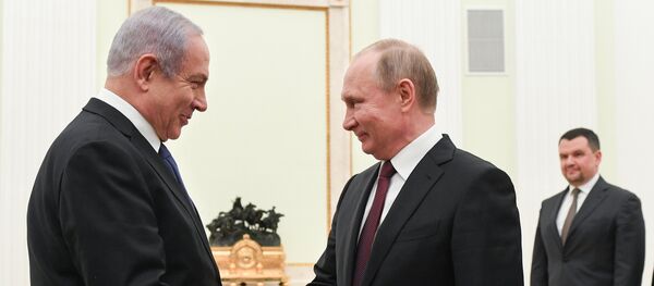 Израелски премијер Бењамин Нетанијаху и председник Русије Владимир Путин на састанку у Москви - Sputnik Србија