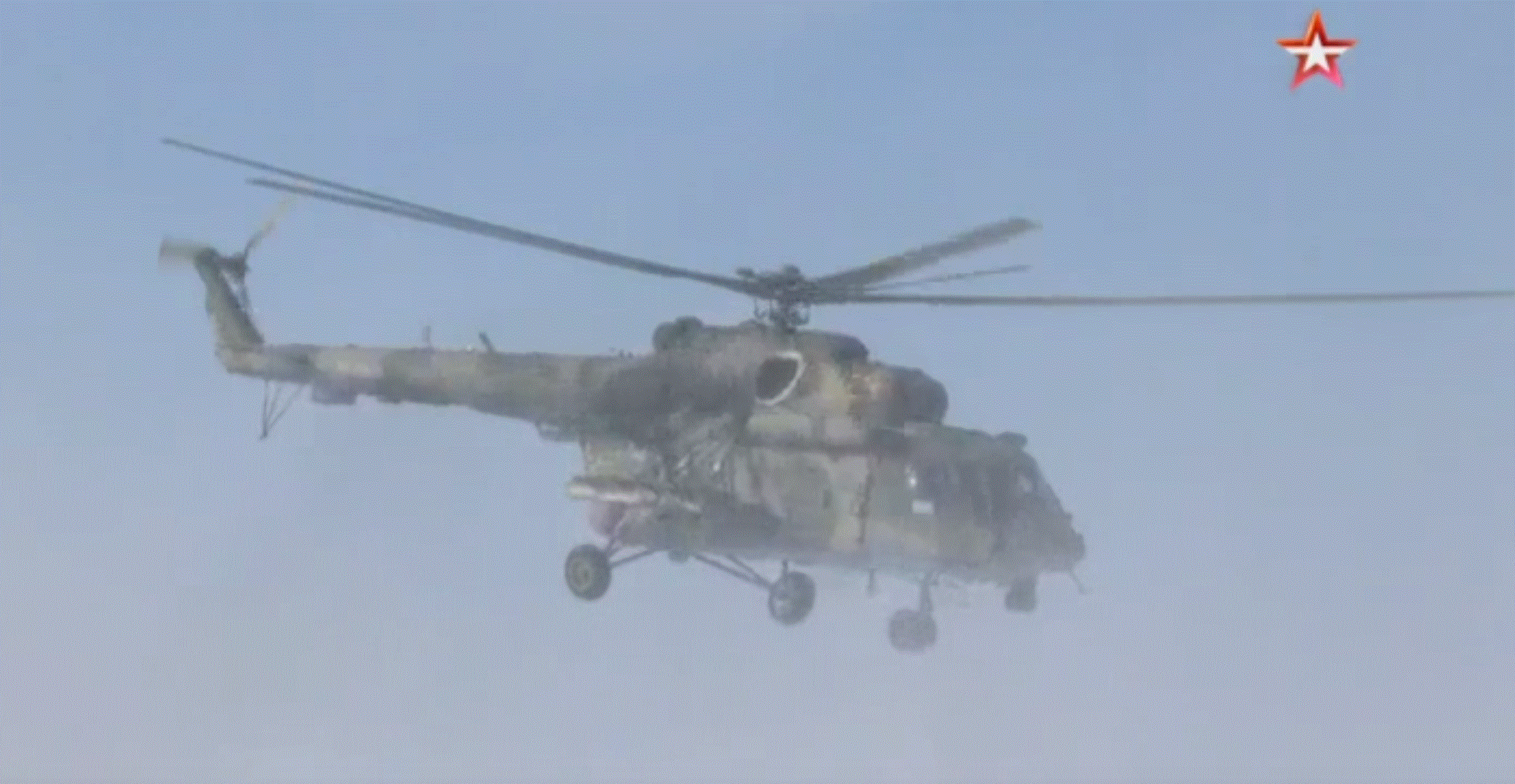 Helikopter Mi-8 na vojnim vežbama u Samari - Sputnik Srbija