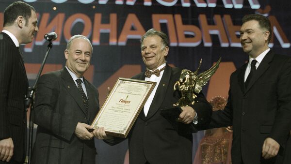 Руски физичар и нобеловац Жорес Алфјоров приликом добијања Нобелове награде - Sputnik Србија