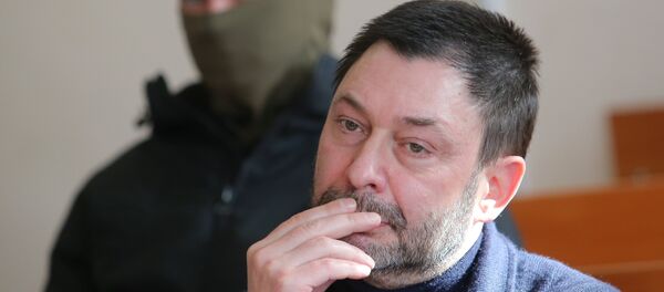 Уредник портала РИА Новости Украјина Кирил Вишински у суду у Херсону - Sputnik Србија