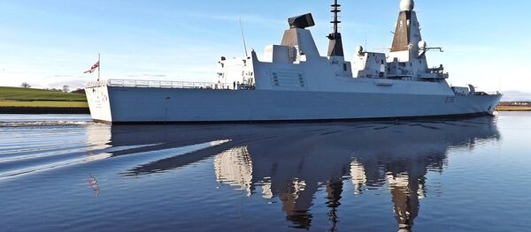Разарач британске морнарице Дифендер - Sputnik Србија