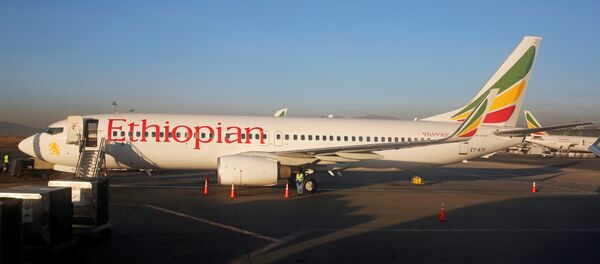 Авион Боинг 737 компаније Етиопиан ерлајнс на аеродрому у Адис Абеби - Sputnik Србија