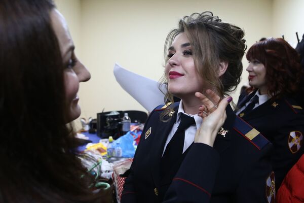 Priprema učesnica za finale takmičenja „Mis Ruske garde 2019“. - Sputnik Srbija