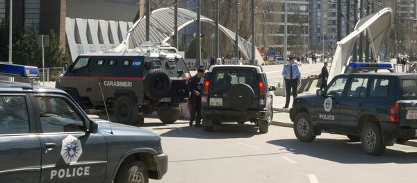 Карабињери у Косовској Митровици на дан парастоса жртвама мартовског погрома - Sputnik Србија