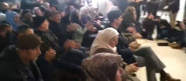 Reakcija na presudu Karadžiću u Potočarima - Sputnik Srbija