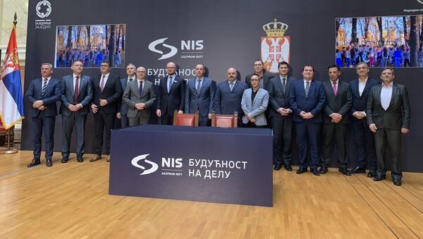 Potpisivanje Memoranduma o saradnji kompanije NIS i Ministarstva zdravlja Republike Srbije - Sputnik Srbija
