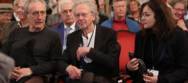 Петер Ханке - Sputnik Србија