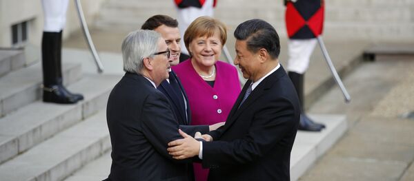 Predsednik Kine Si Đinping, predsednik Evropske komisije Žan-Klod Junker, predsednik Francuske Emanuel Makron i nemačka kancelarka Angela Merkel Predsednik Kine Si Đinping, predsednik Evropske komisije Žan-Klod Junker, predsednik Francuske Emanuel Makron i nemačka kancelarka Angela Merkel - Sputnik Srbija