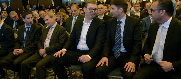 Јоханес Хан и Александар Вучић у Београду - Sputnik Србија