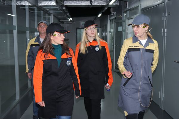 Sputnjik u strogo čuvanom objektu... Sputnjik u strogo čuvanom objektu... - Sputnik Srbija