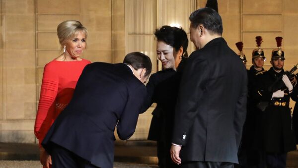 Francuski predsednik Emanuel Makron i njegova supruga Brižit bili su domaćini kineskom predsedniku Siju Đinpingu i njegovoj supruzi Peng Lijuan - Sputnik Srbija