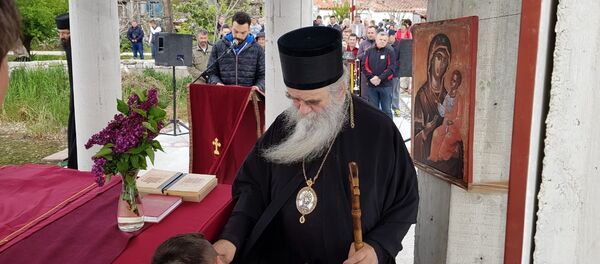 Митрополит Амфилохије на Михољској превлаци - Sputnik Србија