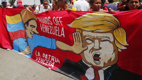 Присталице Мадура на митингу у Каракасу - Sputnik Србија
