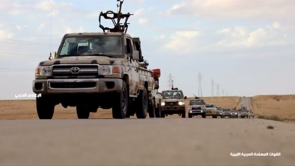 Naoružana vojna vozila na putu u Libiji - Sputnik Srbija