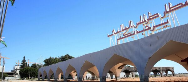 Међународни аеродром Триполи који је уништен у борбама сукобљених провладиних снага и снага Либијске националне армије Међународни аеродром Триполи који је уништен у борбама сукобљених провладиних снага и снага Либијске националне армије - Sputnik Србија