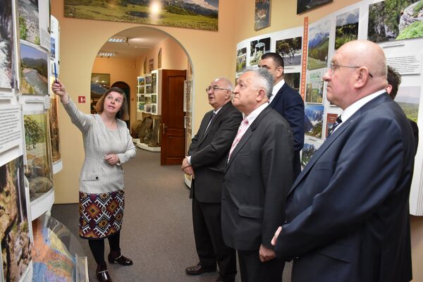 Гости из Ваљева и Београда посетили су Историјски музеј Сочија. - Sputnik Србија