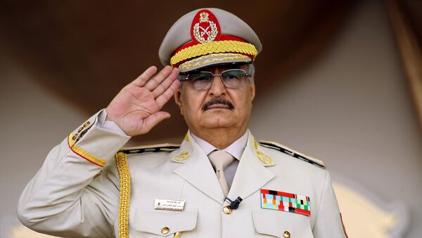 Komandant Libijske nacionalne armije maršal Halifa Haftar - Sputnik Srbija
