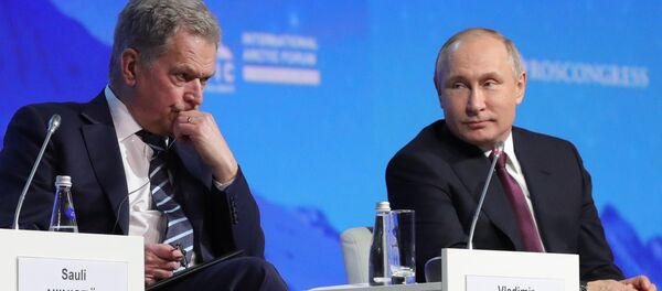 Владимир Путин и Саули Нинисте - Sputnik Србија