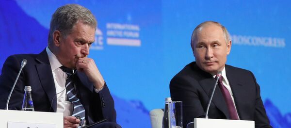 Владимир Путин и Саули Нинисте - Sputnik Србија