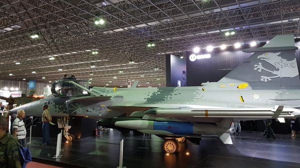 Шведски ловац “Грипен-Е” (Gripen E) компаније “Сааб” (Saab), која је у партнерским односима са Ратним ваздухопловством Бразила - Sputnik Србија