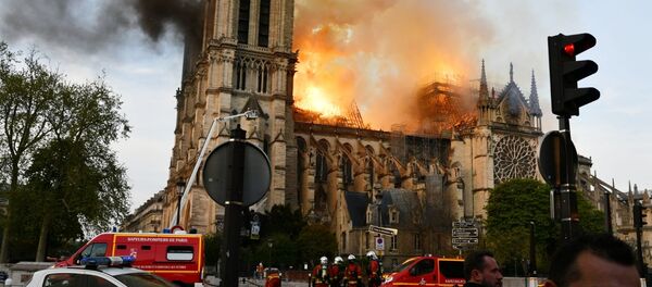 Požar u Bogorodičinoj crkvi Požar u Bogorodičinoj crkvi - Sputnik Srbija