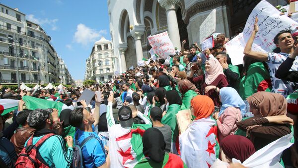Protesti u Alžiru. - Sputnik Srbija
