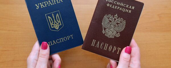 Pasoši Rusije i Ukrajine - Sputnik Srbija