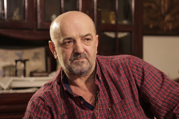 Епизода 10: НАТО ми је разнео ноге, жив сам да им овакав сметам (видео) Епизода 10: НАТО ми је разнео ноге, жив сам да им овакав сметам (видео) - Sputnik Србија