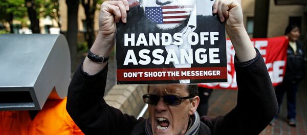 Џулијан Асанж Џулијан Асанж - Sputnik Србија