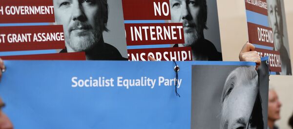 Џулијан Асанж - Sputnik Србија