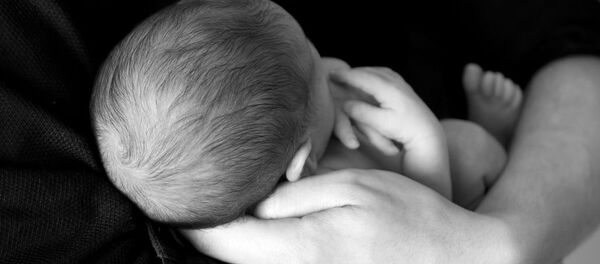 Novorođena beba - Sputnik Srbija