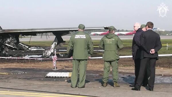 Šef Istražnog komiteta Rusije Aleksandar Bastrikin na mestu avionske nesreće na aerodromu Šeremetjevo u Moskvi - Sputnik Srbija