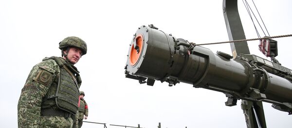 Противракетни систем Искандер М са крстарећим ракетама Р-500 - Sputnik Србија