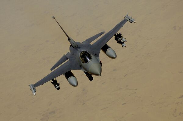 Светски преседан: Америка даје антируске кредите - Sputnik Србија