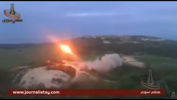 Sirijsko tenkovsko čudovište u ratu protiv terorista (video) - Sputnik Srbija